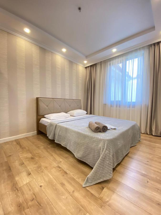 Апарт Отель Pʼotʼi Dış mekan fotoğraf